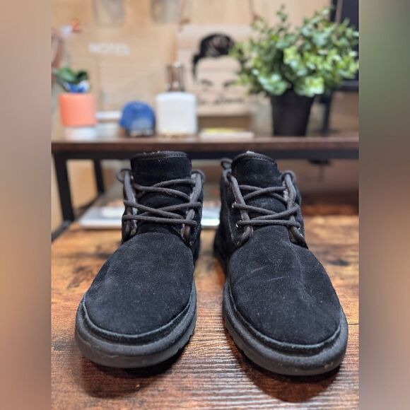 Ugg Neumel Black Shearling‎ Boots Size 9 main image 11